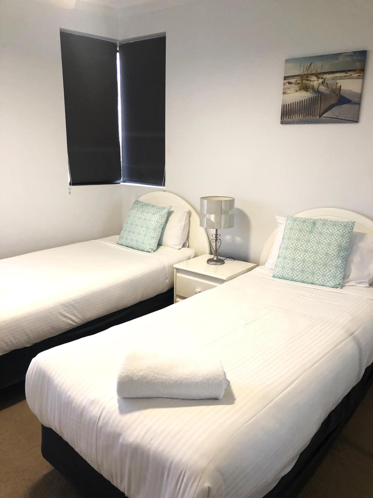 Centrepoint Apartments Καλούντρα Εξωτερικό φωτογραφία