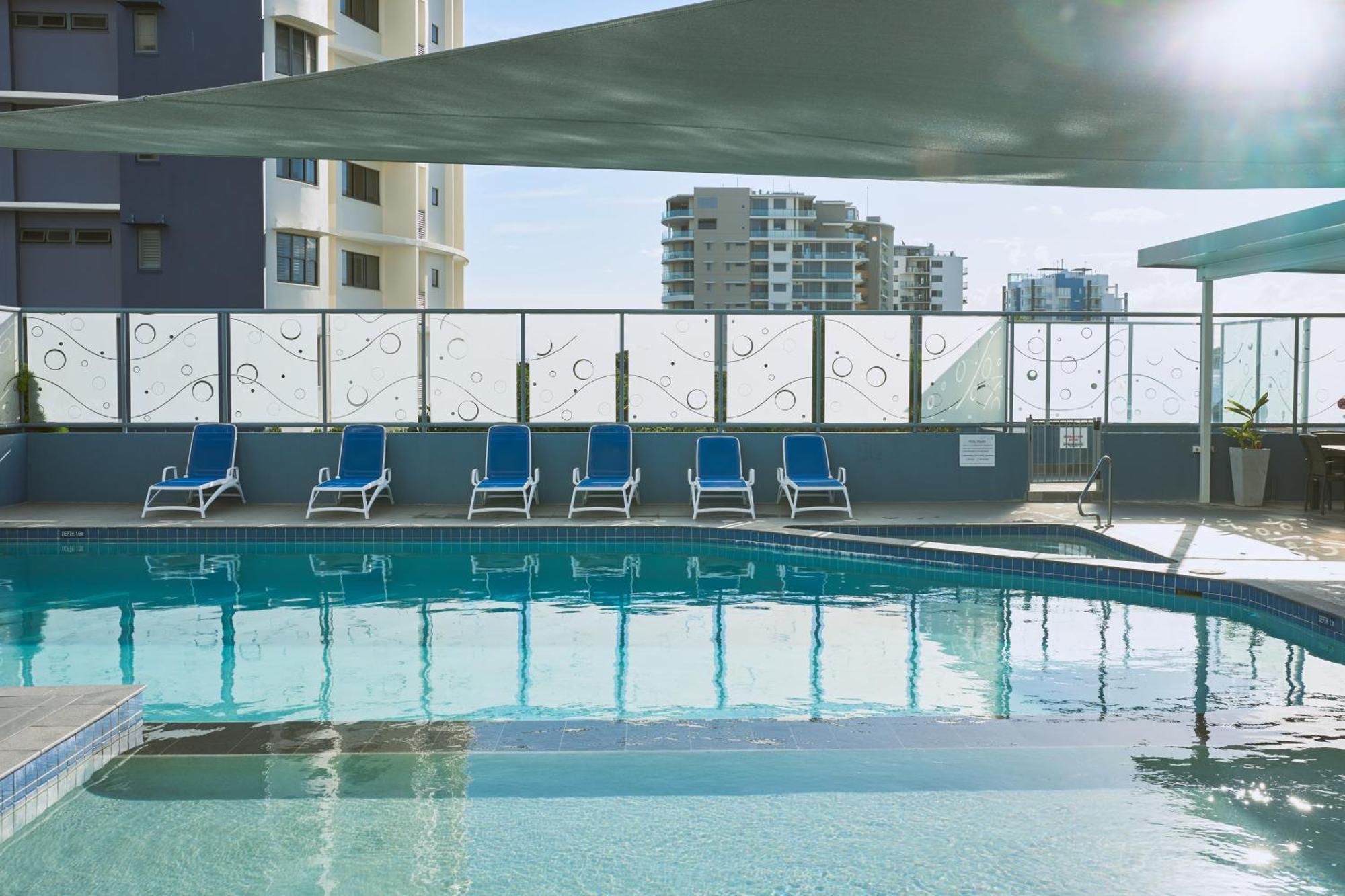 Centrepoint Apartments Καλούντρα Εξωτερικό φωτογραφία
