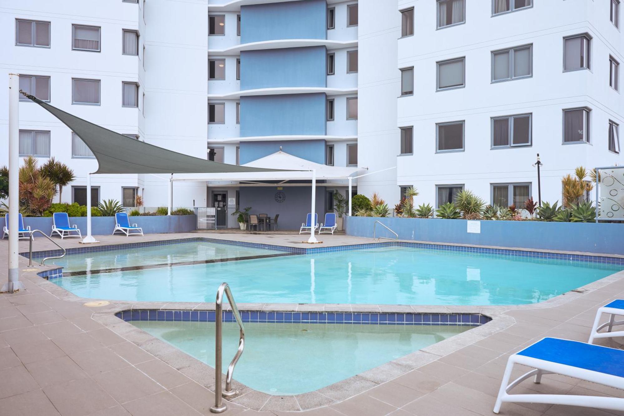 Centrepoint Apartments Καλούντρα Εξωτερικό φωτογραφία